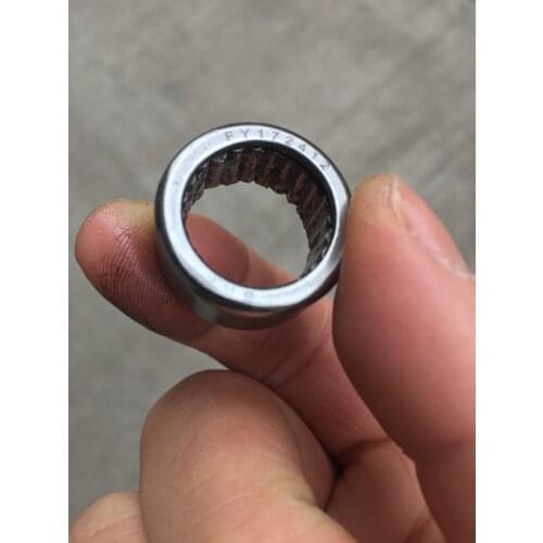 1 piece FY172412 5UN-22176-00 Needle roller bearings the size of 17*24*12mm 5UN221760000 for YZ250F YZ450F WR450F YZ250