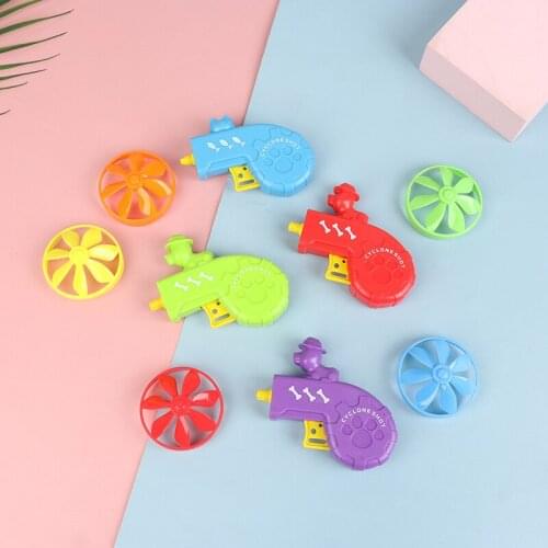 1Set Flying Disc Saucer Launcher Cat Fetch Toy Chasing Game Toy Interplay Exercising Toy