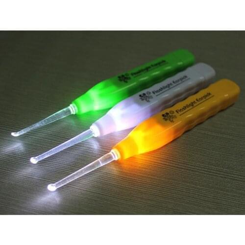FlashLight LED Earpick Dig Earwax Cleaner Earwax Remover Luminous Earpick Ear Cleaning Tools For Baby Adults Safety Ear Care