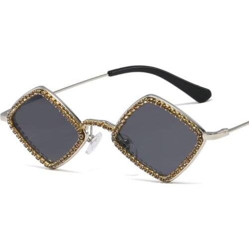 2019 Newest Arrival Luxury Crystal Women Sunglasses Rhombus Designer Ladies Sun Glasses Glamour Fashion Shades
