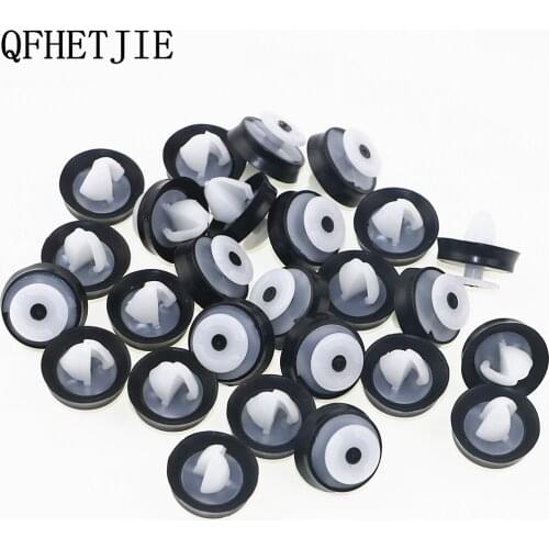 QFHETJIE 50Pcs nylon Auto Fastener Universal Door Trim Board Card Door Buckle Clips With Silencer Pad For Peugeot 307 206 508