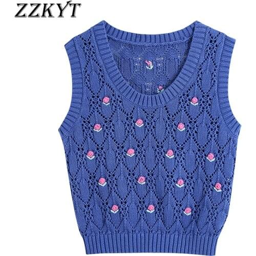 ZZKYT 2021 Women Summer Fashion Floral Embroidery Knitted Tank Tops Vintage Chic O-Neck Sleeveless Female Camis Casual Chic Tops