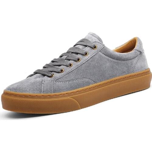 New Suede Shoes Men Breathable Casual Men Loafers Comfortable Lazy Boat Shoes Retro Lace-Up Flats British Style Stylish Sneakers