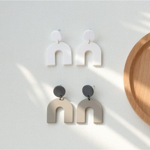 AOMU 2021 Fashion New Mininalist Geometric White Grey Acrylic Long Dangle Drop Earrings for Women Girls Jewelry Accessories