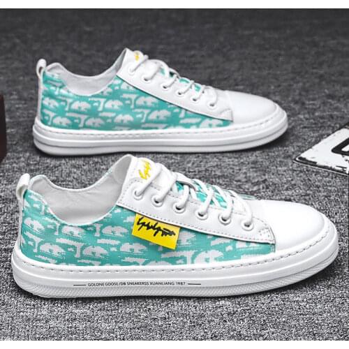 Outdoor casual sports shoes white shoes for young students running shoes