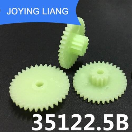 35122.5B M=0.5 Spur Gear OD 18.5mm 35 Teeth/ 12 Teeth 2.55mm Hole Plastic POM Gear Wheels DIY Repair Parts 10pcs/lot