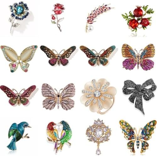 Lovely Hedgehog Butterfly Flower Rhinestone Swan Deer Scarf Brooches Women Animal Pet Party Office Causal Brooch Pins Gifts