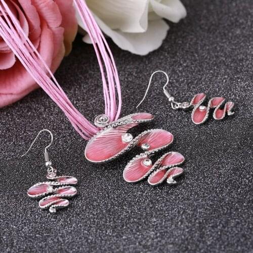 Vintage Crystal Twisted Enamel Jewelry Set Choker Statement Necklace & Pendant Costume Jewelry Sets for Women Pink Jewelry