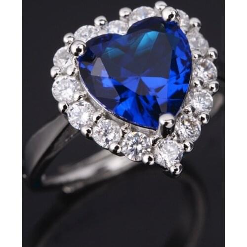 High-quality Luxury Heart-shaped Artificial Sapphire Open Rings for Women Elegant Shiny Zircon Rings Wedding Engagement Jewelry