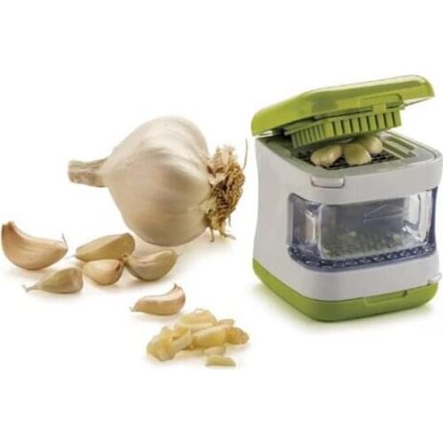 Mini Sweettreats Garlic Press Very Sharp Stainless Steel Blades Inbuilt Clear Plastic Tray Garlic Press for Professional