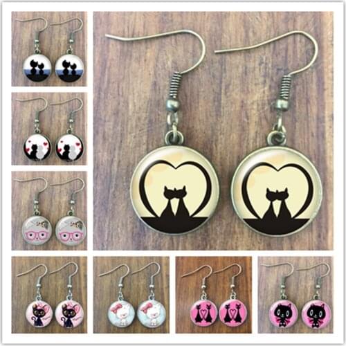 Fashion cute cartoon cat earrings ladies glass cabochon fashion art photos dome round earrings ladies jewelry