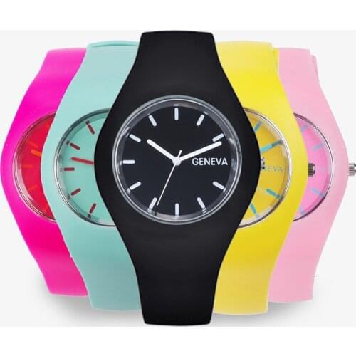 Fashion Men watch Women Cream Color Ultra-thin Fashion Gift Silicone Strap Leisure Watch Geneva Wristwatch Womens Jelly Watches