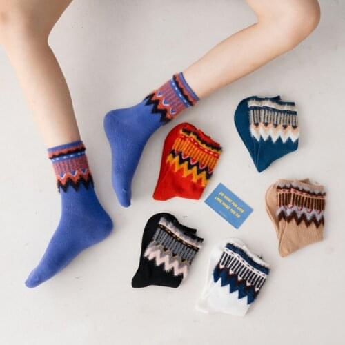 New Arrive Winter Thick Cotton Jacquard Weave Plush Street Fashion Kawaii Korea Style Woman INS Lovely Girl Middle Tube Socks