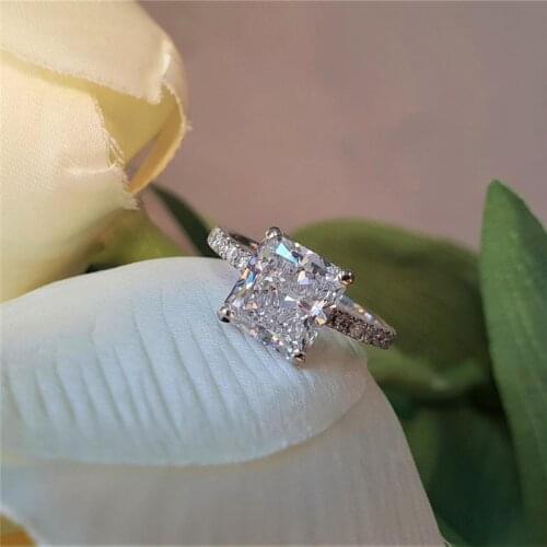 White Gold 4.0ct 8*10mm Radiant Excellent Cut Moissanite Engagement Ring Half Eternity Band For Women