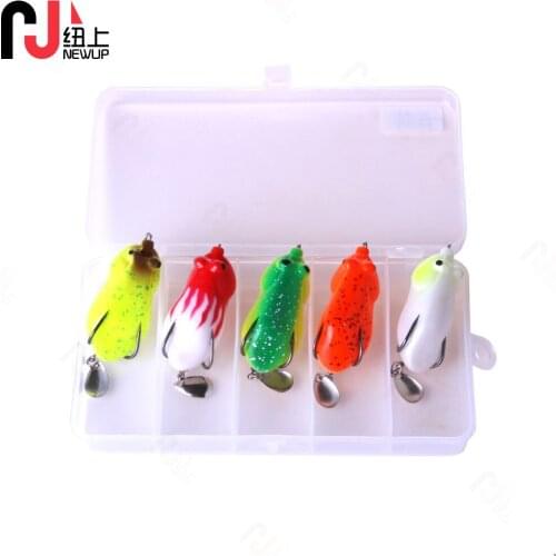 5PCS boxed Frog Fishing Lures Treble Hooks Kit Snakehead Lure Topwater Floating Ray Frog Artificial Bait pesca isca fishing trac
