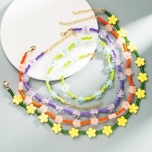 Origin Summer Bohemian Multicolor Beads Flower Chokers Necklace for Women Girls Vintage Contrast Color Arcylic Necklace Jewelry