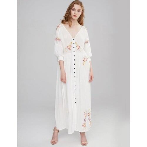 Summer new retro Ethnic Tourism Holiday V-neck dress Bohemia Beach Island dress embroidered long dress