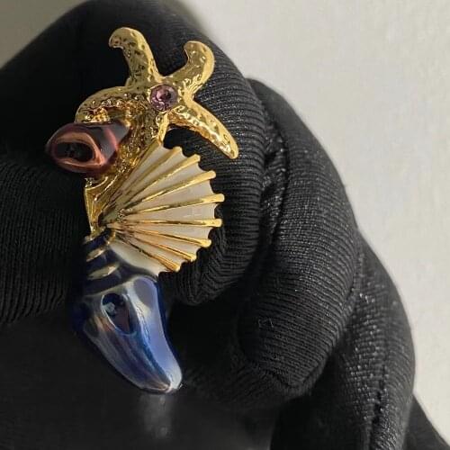 Amorita boutique design starfish shell Brooches