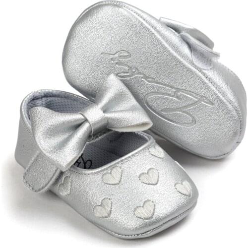 2017 leather infant baby shoes girls with princess cute style 0~18 months crib shoes.CX50C