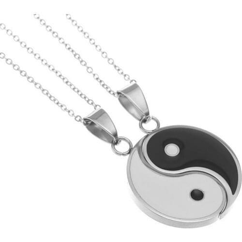 2 Pieces Gold Stainless Steel Yin Yang Necklace Pendant Puzzle Piece Necklace Birthday Jewlery Gift for Couple Best Friends BFF