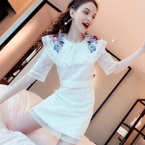 2020 Vintage Women Fashion White Lace Runway Party Dresses women Round neck lace embroidered dress