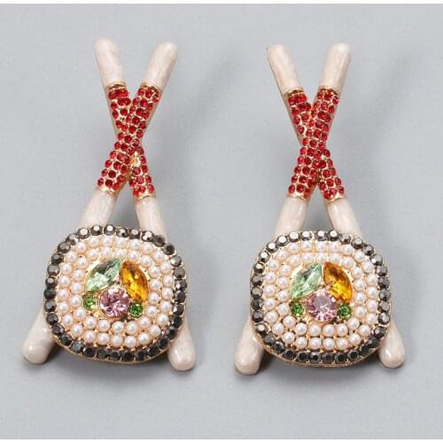 JUJIA Fashion Lovely Handmade Crystal Metal Earrings For Women Boho Trendy Statement Pearls Jewelry Wholesale