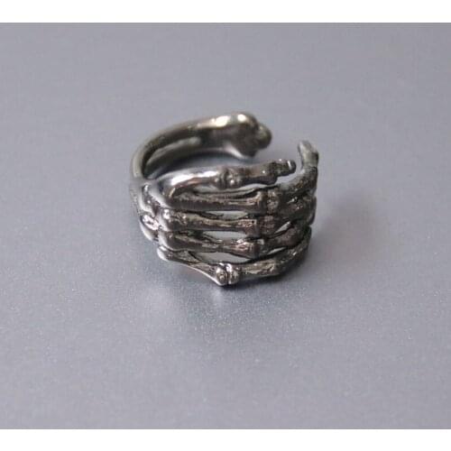 1Pc Exaggerated Handbone Ring Adjustable Gothic Bone Gun Black Ring Men Women Anillos Mujer Jewelry
