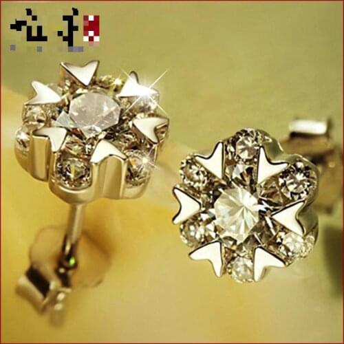 Womens Fashion Silver Plated Premium Zircon Shiny Hearts Around Luxury Snowflake Stud Earrings Wedding Accessories Gifts