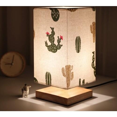 Small Night Lamp Creative Romantic Children Bedroom Princess Room Bedside Decorations Cartoon Warm Solid Wood Simple Table Lamp