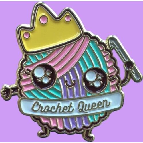 Cartoon Crochet Queen Yarn Ball Crown Brooch Pins Enamel Metal Badges Lapel Pin Brooches Jackets Fashion Jewelry Accessories