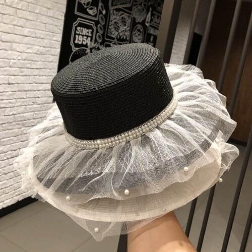 2021 Retro Flat Top Big Straw Hat Ladies Sun Hat Travel Vacation Sun Hat Pearl Lace Beach Hat Black White Panama Hat