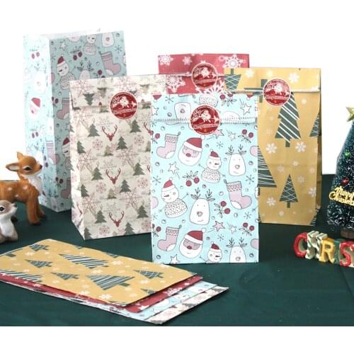Cute Christmas Paper Bags Stand Up Santa Claus Gift bags Cookies Candy Packing Bags Xmas Party Favor Stand Bags Home Decoration
