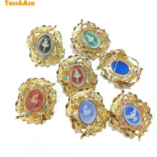Natural Agates Gems Cameo Oval shape Inlaid leaves brooch ballet Girls horse bird castle brooch for women Carved Stones jewelry