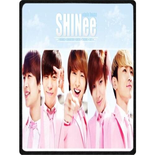 SHINee bedspread blanket Super Soft Custom Flannel Blanket to on for the sofa/Bed/Car Portable Blankets