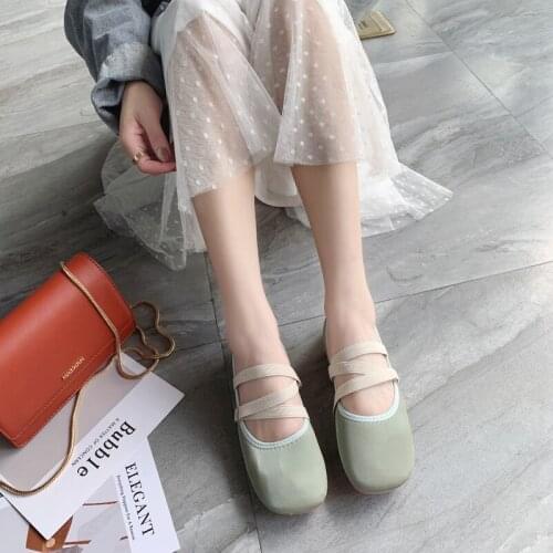 Retro fashion solid color flat womens shoes casual lightweight wild Elastic band spring and autumn simple gentle style W33-18