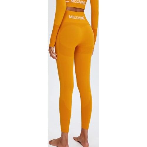 Letter Seamless Hip-Lifting Yoga Pants Women High-Waist Stretch Tight Sports Squat Leggings Running Quick Dry Fitness Legging