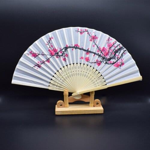 [Auviderin] 50 60 75 100pcs Personalized Bride & Grooms Name Wedding Hand Fan with Plum Blossom Flower