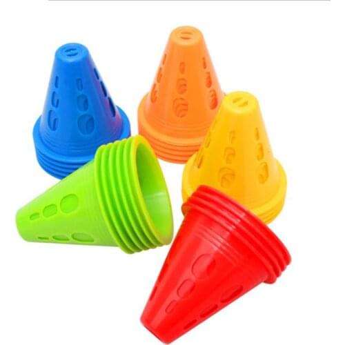 10Pcs Football Sign Bucket Road Cone Obstac Skate Marker Cones Roller Soccer Rugby Basketball Roller Training Marker Cup Random