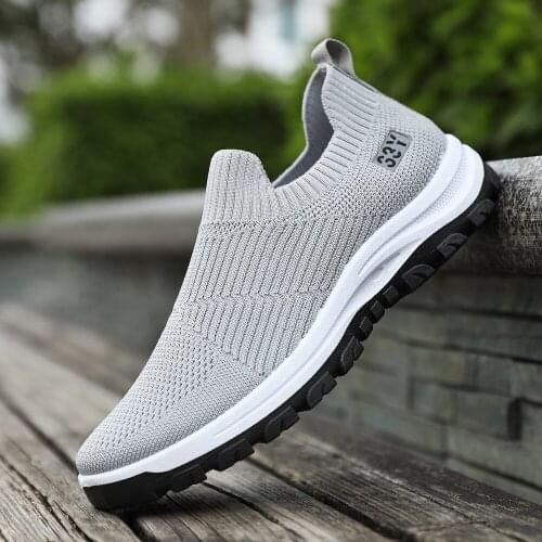 Spring Summer Breathable Soft-Soled Labor Insurance Running Sneakers 2021 Mens Trend Non-Slip Casual Shoes Pedal Mens Shoes