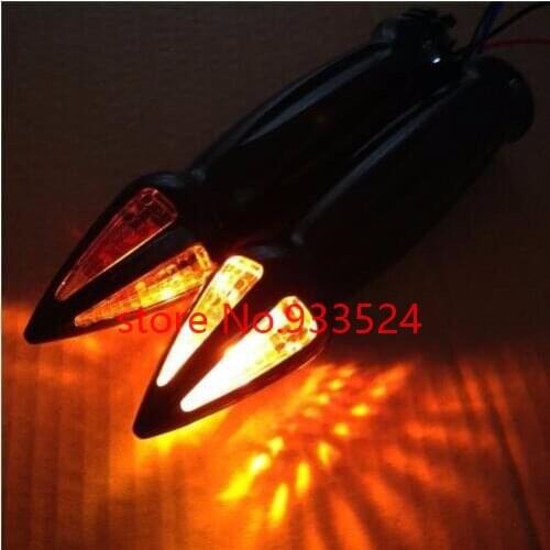 1" 25mm Handlebar Hand Grips W/ Turn Lights For Suzuki Intruder Boulevard Kawasaki Yamaha Honda Chopper Cruiser