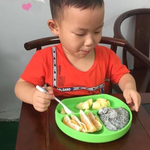 1 Pcs Kids Bowl Plates Childrens Dishes Baby Silicone Sucker Bowl Baby Smile Face Plate Tableware Three-compartment Dinner Plat