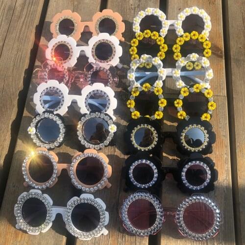 ZAOLIHU Gorgeous Round Kids Sunglasses Diamond Flower Children Eyewear Cute Small Baby Sun Glassess Summer Bling Colors Shades