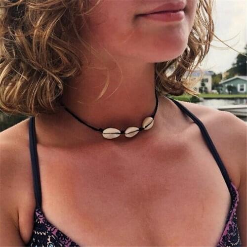 New Fashion Black Rope Chain Natural Seashell Choker Necklace Collar Necklace Shell Choker Necklace for Summer Beach Gift