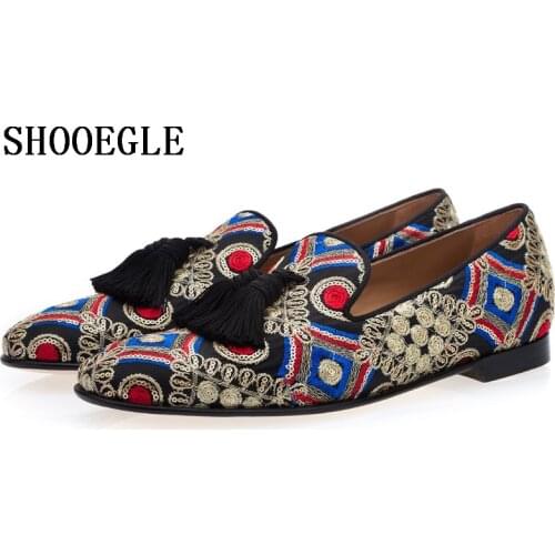 SHOOEGLE Luxury Men Handmade Multicolor Wedding Shoes Male Casual Smoking Loafers Man Floral Embroidered Tassel Shoes