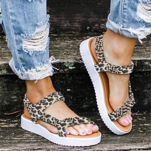 2020 new Women Sandals Summer Wedges Shoes for Women Sandals Ladies Sexy Flat Sandles Slipper Clip Toes Non-slip Beach Shoes