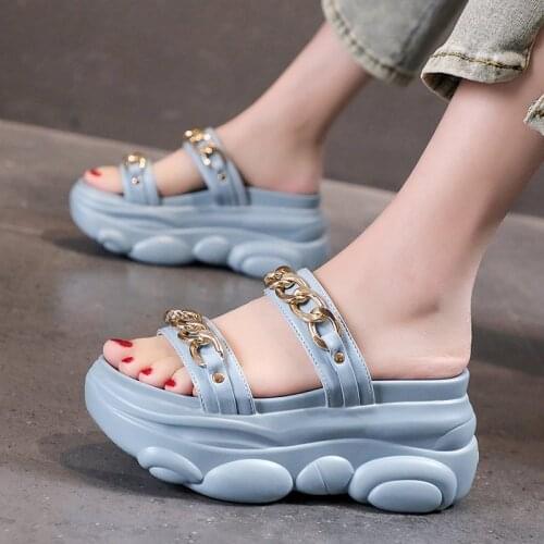 Flip Flops Women Slippers Super High Heels Platform Shoes Comfortable Wedges Beach Shoes Rivet Sandals Summer Chunky Shoes Woman