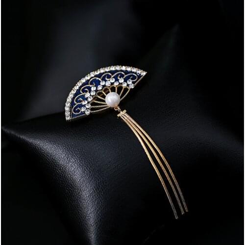 SHARPPIN Vinatge Tassel Fan Enamel Brooch Rhinestone Suit Scarf Clip Pin Jewelry Gift
