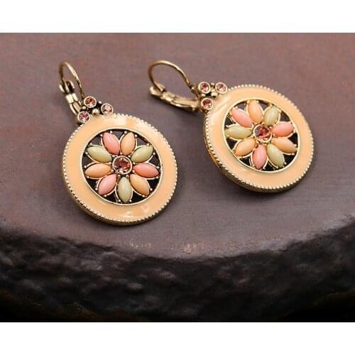 2020 Retro Flower Round Geometric Alloy Carved Drop Earrings For Women Vintage Rhinestone Gem Stone Female Earrings Oobellen