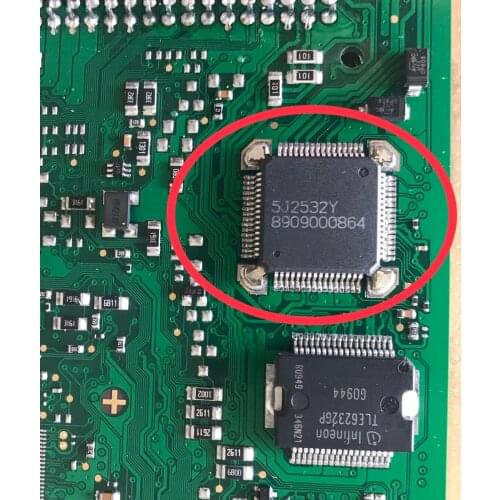 New original 8909000864 IC HQFP64 For BMW Audi engine computer board ignition electronic