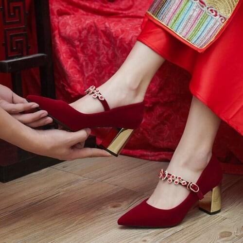 Wedding shoes women thick with 2020 new winter bride shoes pregnant womens Chinese-style show dress red strappy heels